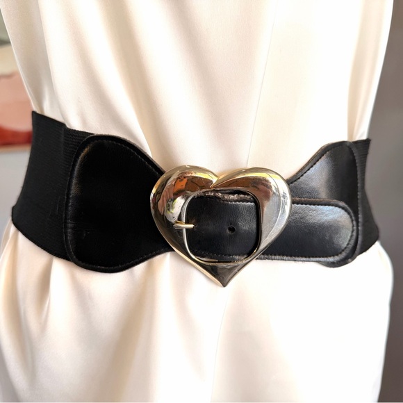 Vintage Accessories - Vintage Heart Buckle Black Stretch Belt